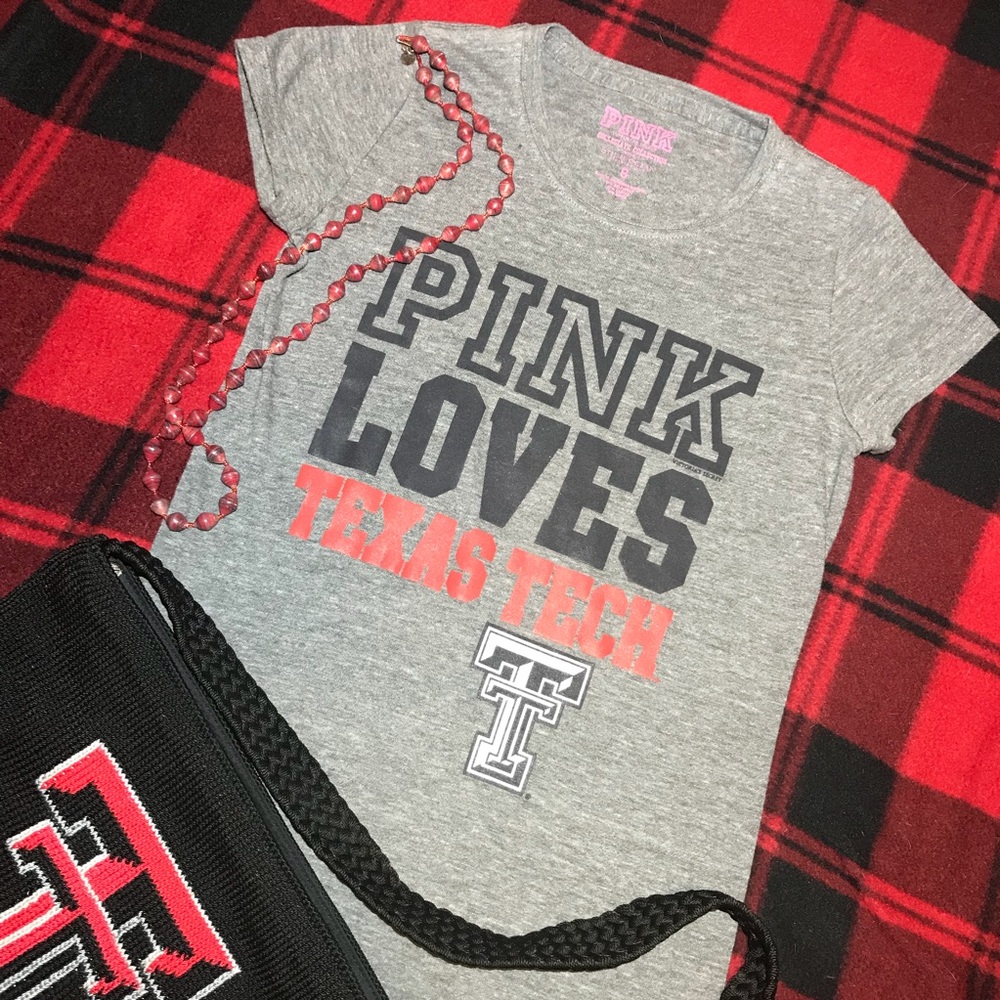 ❤️🖤 VS PINK Texas Tech t shirt
